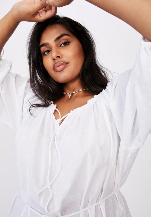 Cotton On - Curve woven cherry smock dress - white