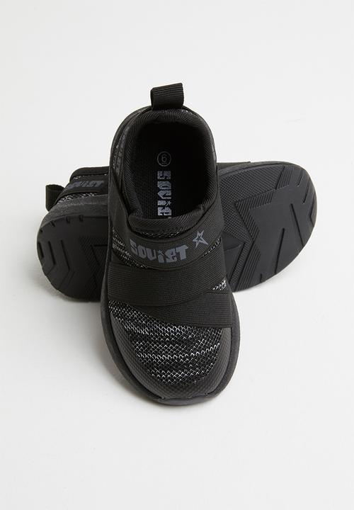 SOVIET - Oliver low cut slip on - black mono