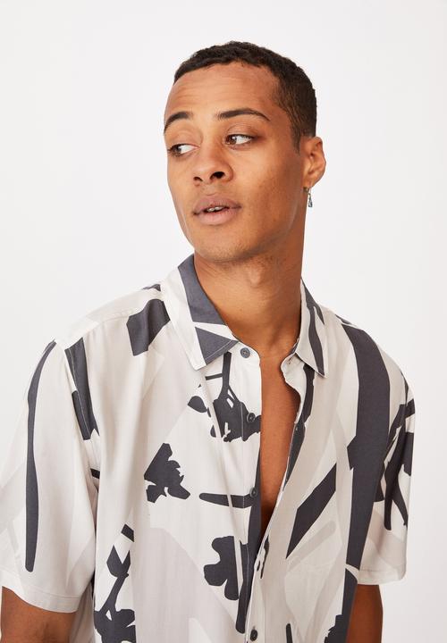 Cotton On - Short sleeve resort shirt - neutral & grey 