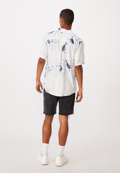 Cotton On - Short sleeve resort shirt - white & blue 