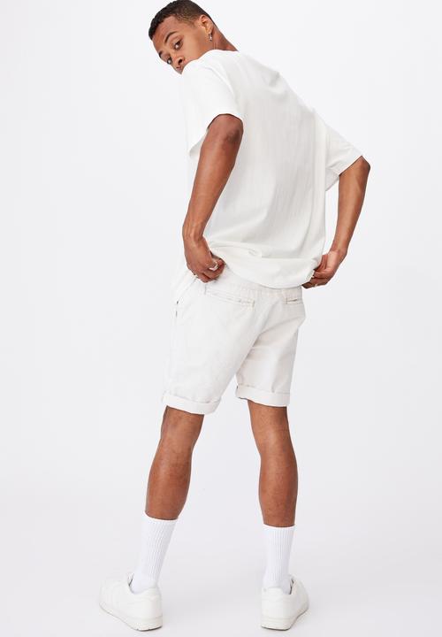 Cotton On - Washed chino short - white 