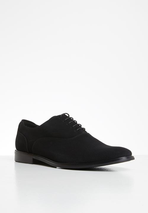 Call It Spring - Fresien - black