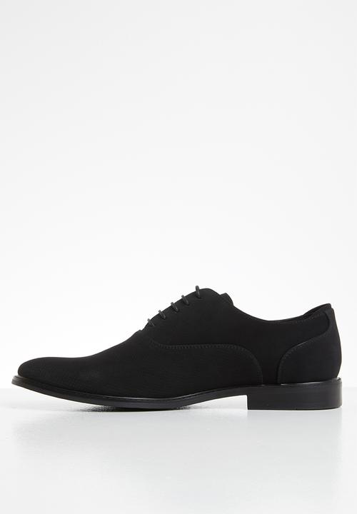 Call It Spring - Fresien - black