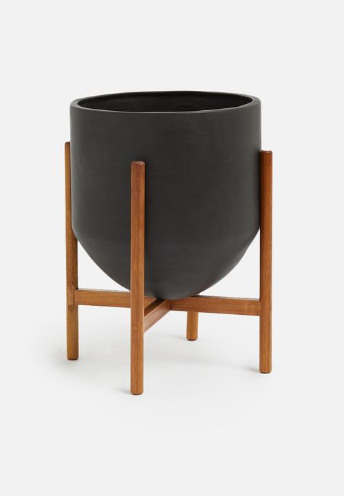 Grey Gardens - Bullet planter - black