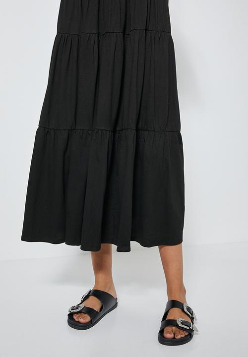 Superbalist - Tiered knit midi - black