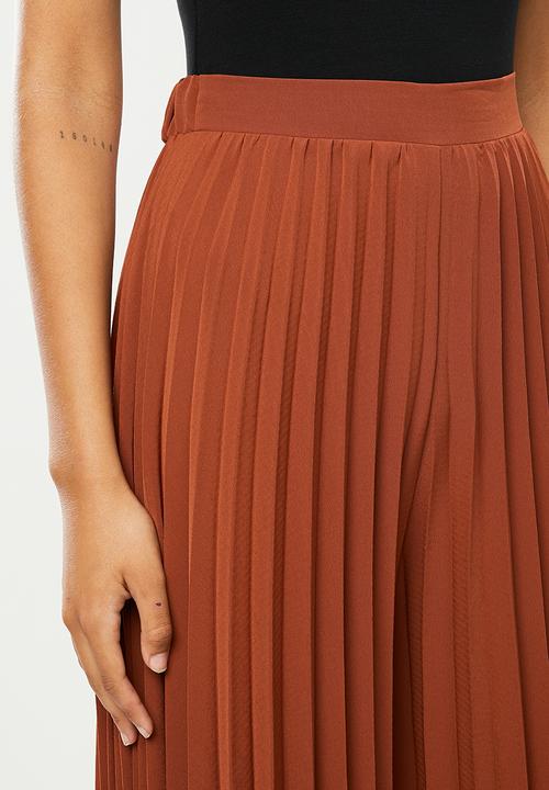 VELVET - Sunray pleated palazzo pant- rust