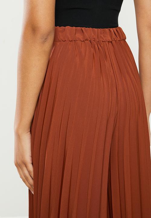 VELVET - Sunray pleated palazzo pant- rust