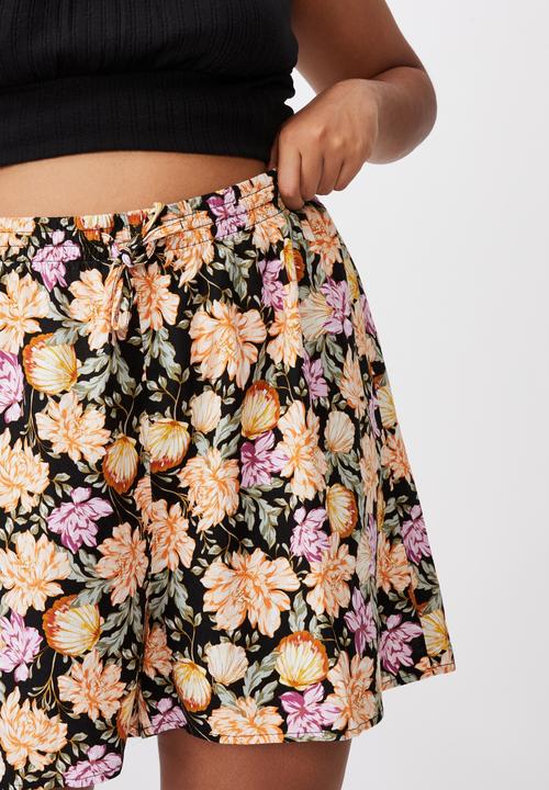 Cotton On - Curve cali pull on short - kaia shell black