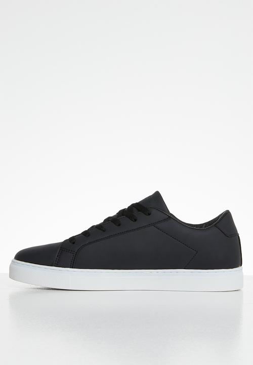 Urban - Minimalist sneaker - black & white