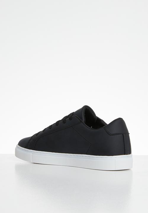Urban - Minimalist sneaker - black & white
