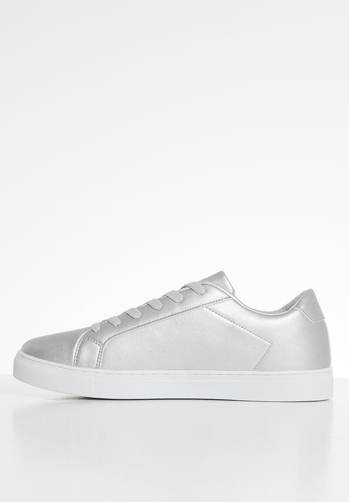 Urban - Minimalist sneaker - silver