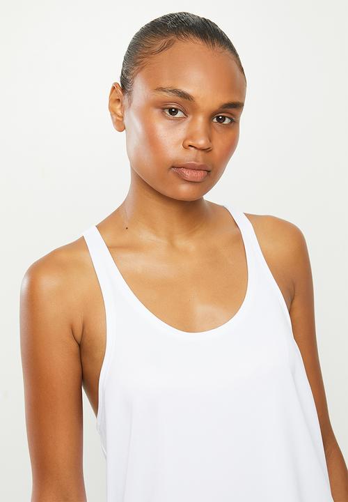 MOVEPRETTY - The bella tank - white