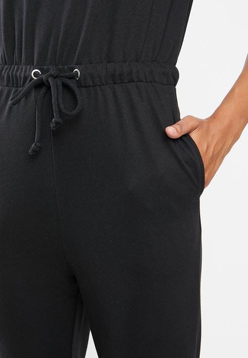 Missguided - Drawstring jogger cuff jumpsuit - black