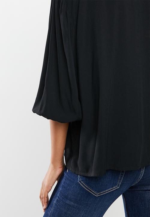 edit - Puff sleeve woven shell - black