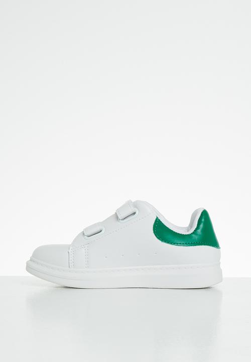 Pop Candy - Boys strap sneaker  - white & green