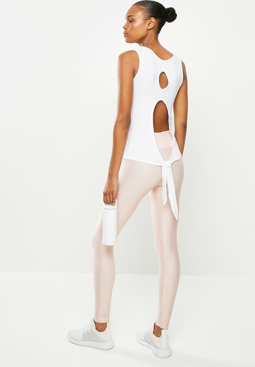 MOVEPRETTY - The jade tank - white