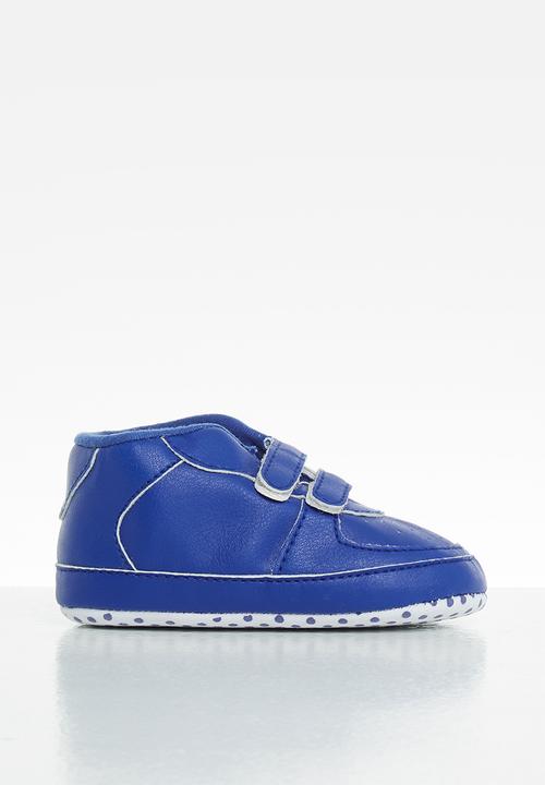 soft sole sneakers
