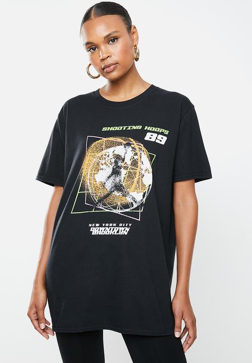 Missguided - Shooting hoops graphic short sleeve oversized tee - black