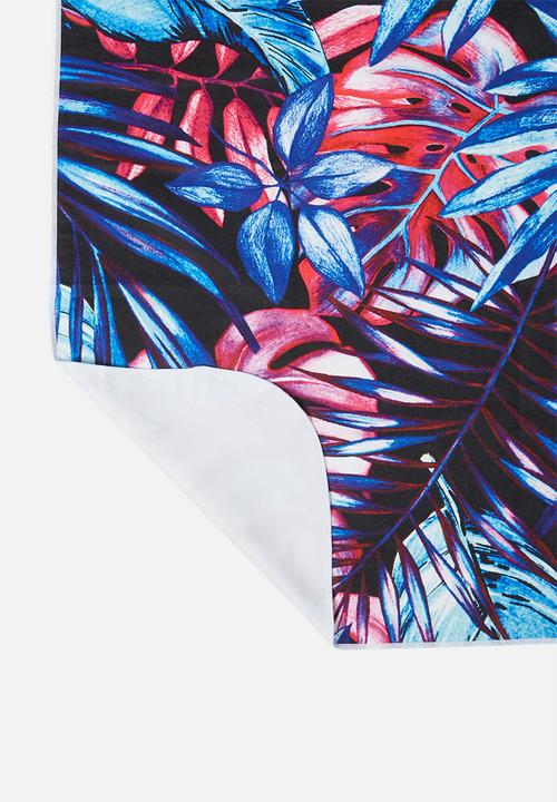 Bobums - Printed yoga towel - jungle pink leaves