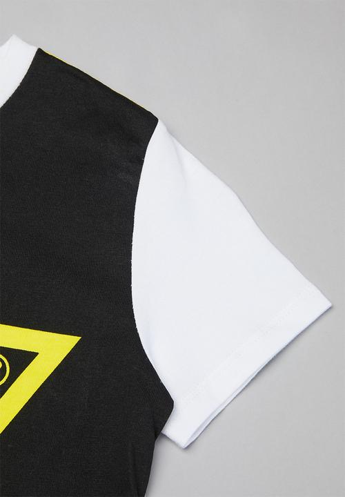 GUESS - Guess triangle tee - white & black