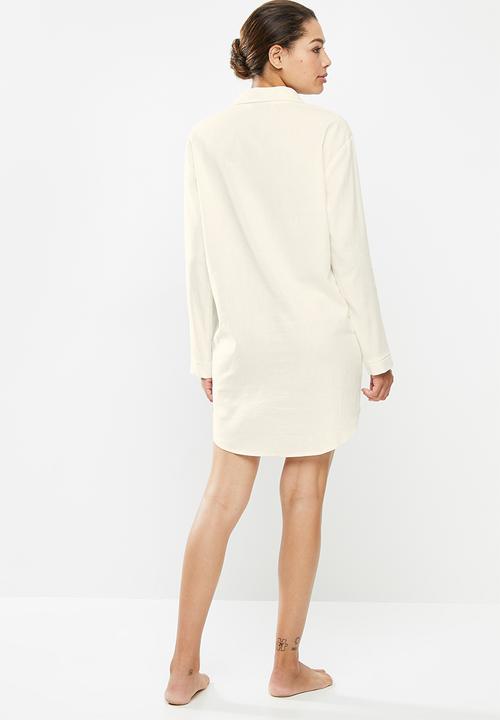 Superbalist - Linen sleep shirt - Cream