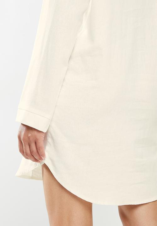 Superbalist - Linen sleep shirt - Cream