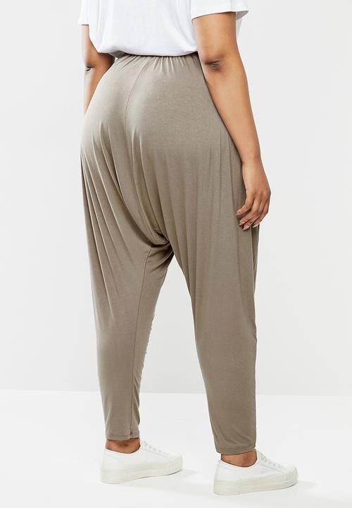 edit Plus - Knit toggle jogger - brown