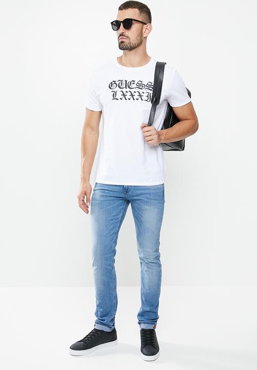 GUESS - Bsc olde logo crew tee - white