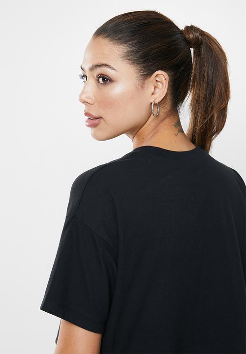 Blake - Cropped oversized tee - black & white