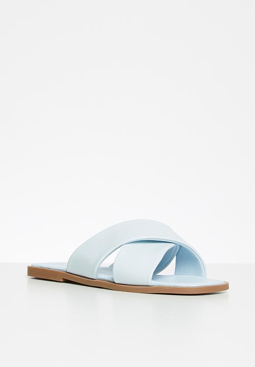 Cotton On - Macey padded crossover sandal - pale blue
