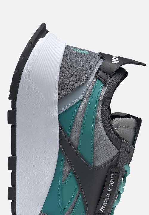 Reebok - ASSASSIN'S CREED VALHALLA x CL LEGACY