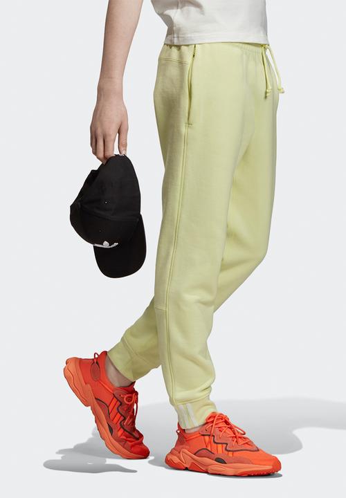 adidas Originals - D-r.y.v sweatpants - ice yellow