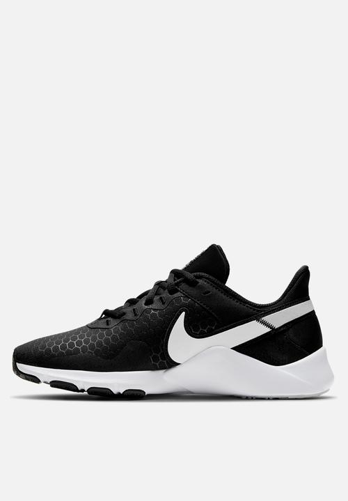 Nike - Legend essential 2 - black/white-pure platinum