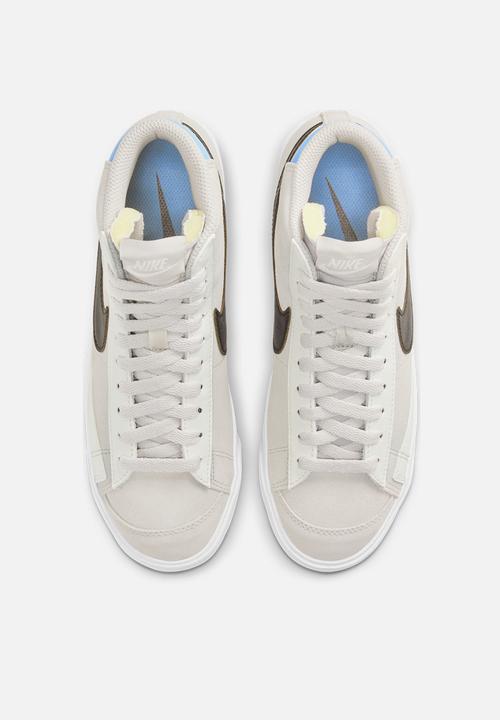 Nike - Wmns nike blazer mid '77 - light bone/dark cinder-summit white
