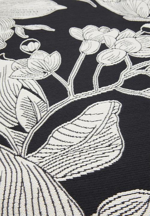 Hertex Haus - Botany woven outdoor rug - spade