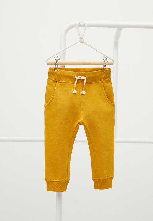 MANGO - Mateop trousers - yellow
