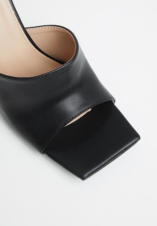 Miss Black - Tula mule heel - black