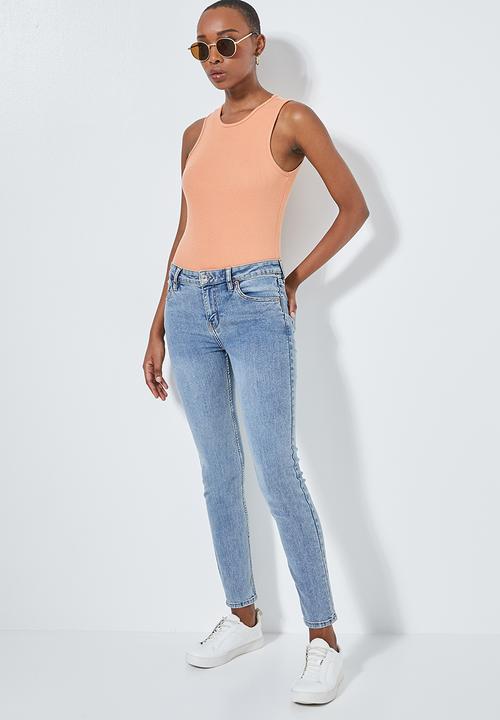 Superbalist - Crew neck cutaway bodysuit - pink