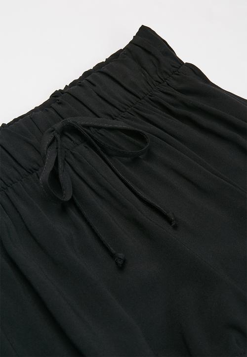 Rebel Republic - Girls elasticated waistband shorts - black
