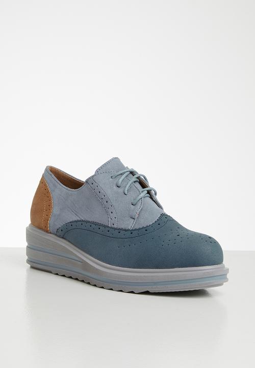 Seduction - Patched brogue - navy & brown 