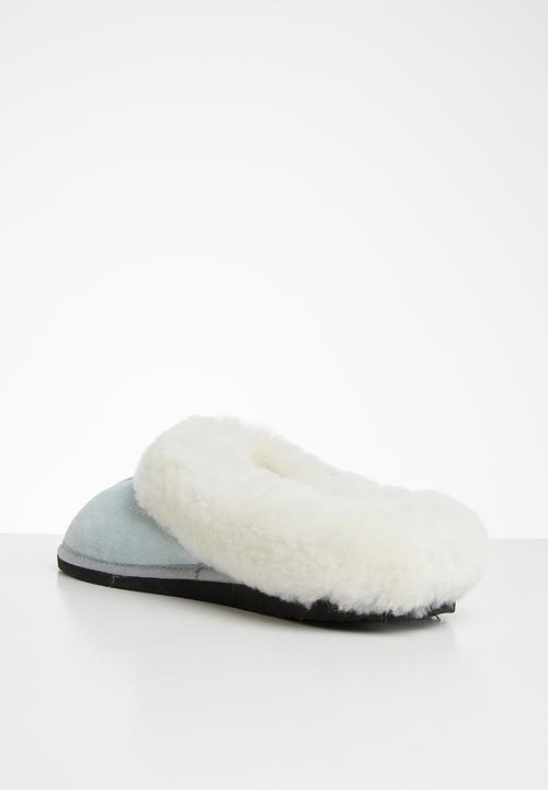 Karu - Sleek suede wool inner slipper - grey