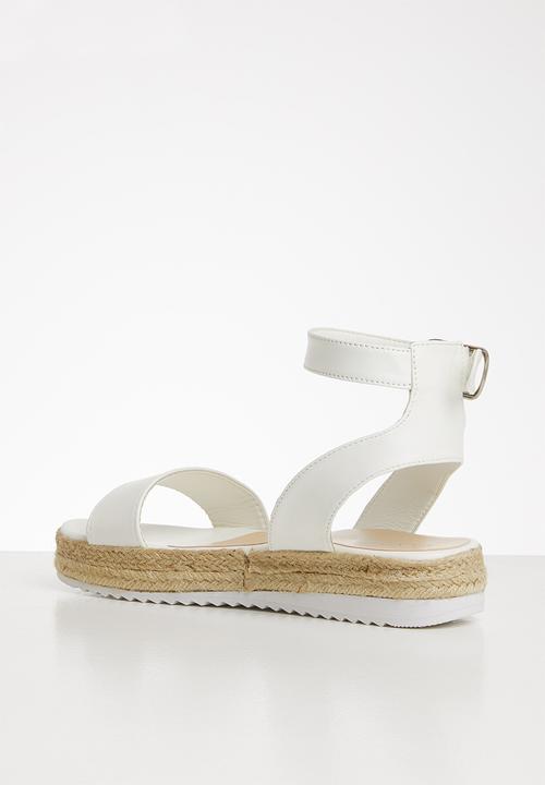Seduction - Ankle strap flatform sandal - white 