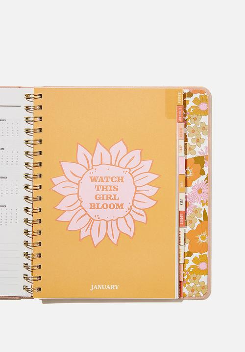 Typo - 2021 premium planner - pink