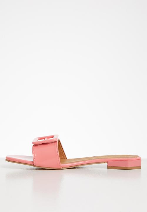 Seduction - Big buckle low heel slide - pink
