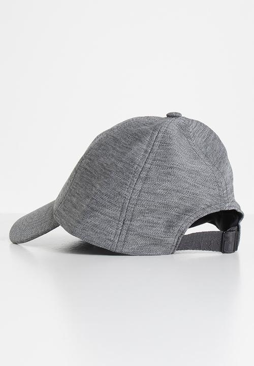 Under Armour - UA heathered play up cap - grey
