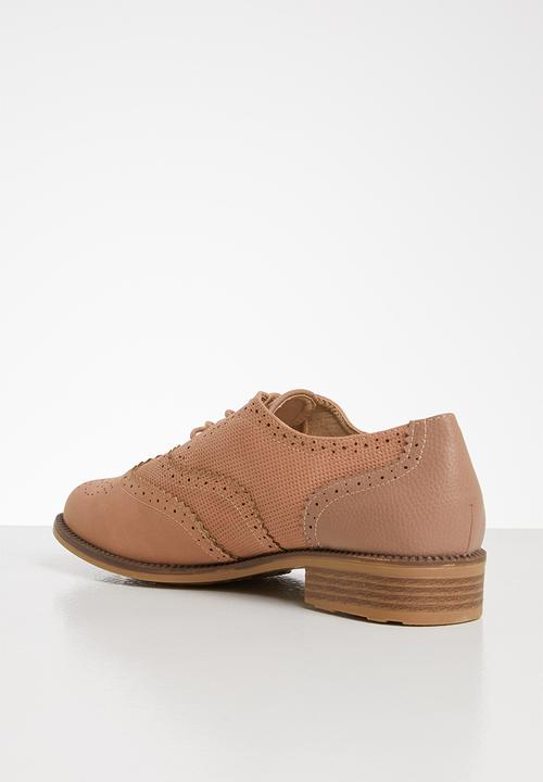 Seduction - Patch detail brogue - mink