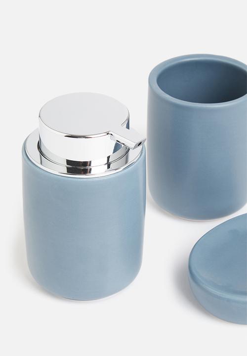 Bathroom Solutions - Simple ceramic bathroom set - blue