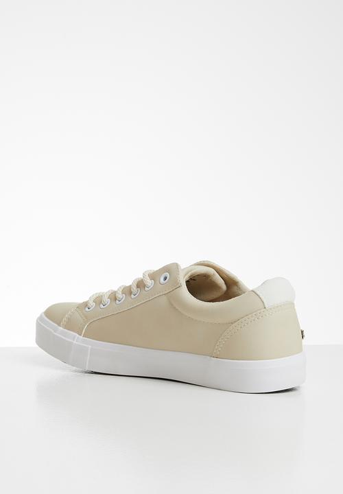 Miss Black - Baker 11 sneaker - nude