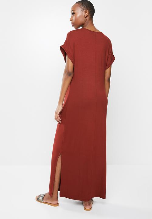 edit - Knit grown on sleeve slit maxi - brick