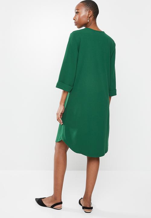 edit - 3/4 sleeve notch neck high low tunic - emerald